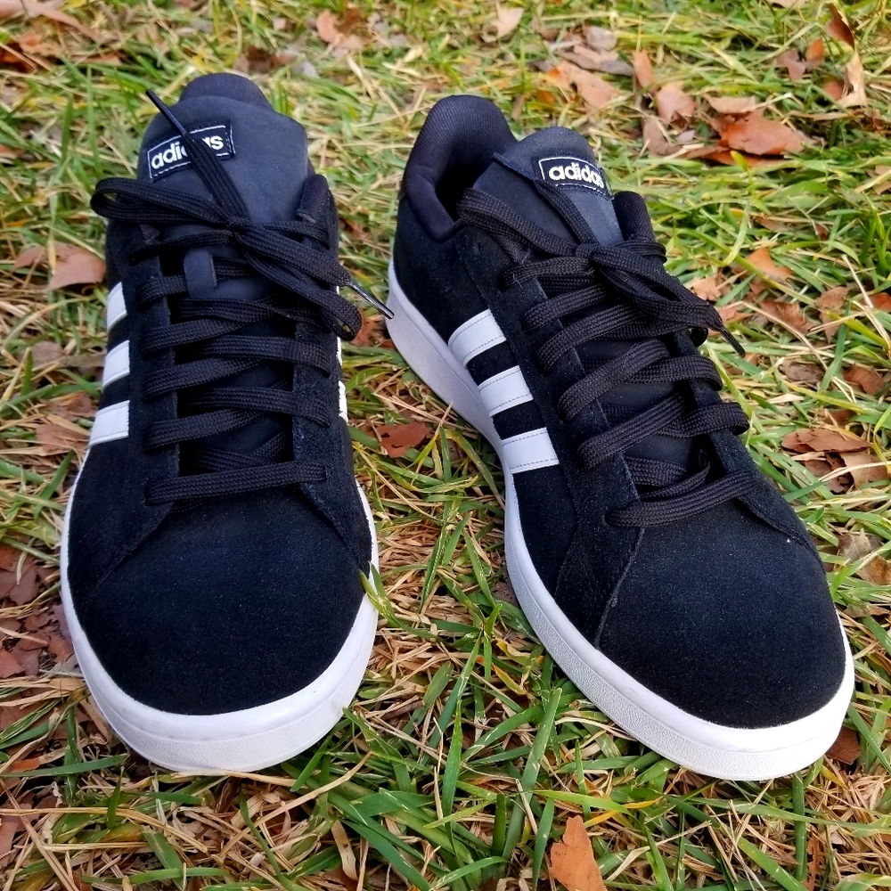 Adidas Men's Grand Court Sneaker